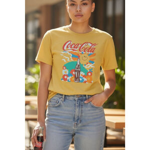 Coca-Cola Yellow Short Sleeve Tee M with Graphic Print